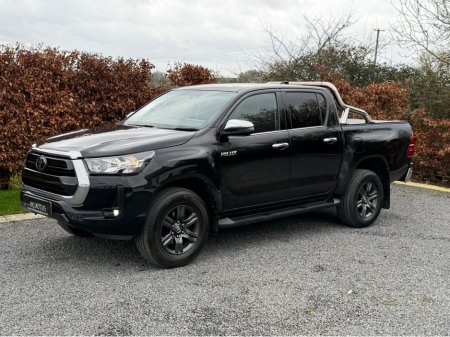 2022 Toyota Hilux - thumbnail 7