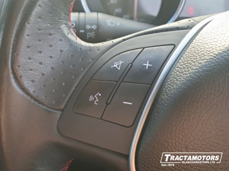 2016 Alfa Romeo Giulietta 1.6 JTD 120HP SUPER SPORT 4DR €10,999 thumbnail