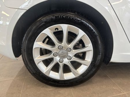 2016 Audi A3 1.4 TFSI S TRONIC SE €14,850 thumbnail