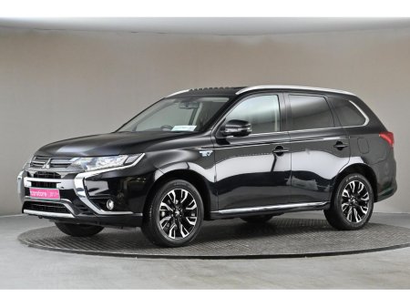 2017 Mitsubishi Outlander - thumbnail 4