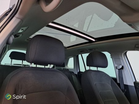 2019 Volkswagen Tiguan 150HP R-Line *Call Jonathan On 0879785383* €24,900 thumbnail