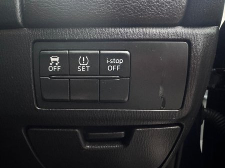 2016 Mazda Mazda6 2.2 D SKYACTIV-D SPORT NAV 4DR €9,800 thumbnail