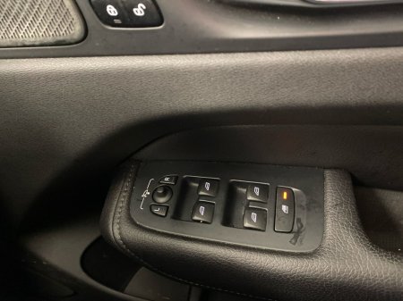 2020 Volvo XC60 - thumbnail 14