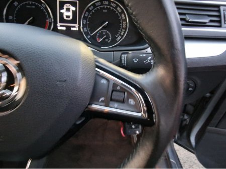 2018 Skoda Superb AMBITION 1.6 TDI-FULLY SERVICED WITH NEW NCT €14,350 thumbnail