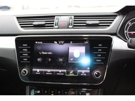 2021 Skoda Superb - thumbnail 21