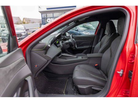 2026 Peugeot 408 2026 PEUGEOT 408 MHEV 145BHP e-DCS6 GT Auto thumbnail