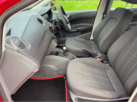 2010 SEAT Ibiza - view 4