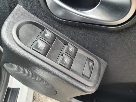 2018 Dacia Duster - thumbnail 8