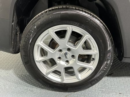 2024 Jeep Renegade - thumbnail 24