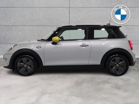 2021 MINI Hatch Electric Level 1 €12,950 thumbnail