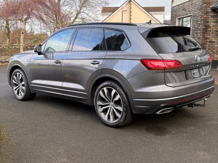 2019 Volkswagen Touareg - thumbnail 5