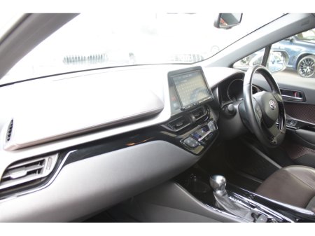 2017 Toyota C-HR - thumbnail 22