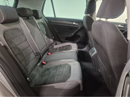 2017 Volkswagen Golf **HIGHLINE**ONLY 63000KMS**ALCANTARA SEATS*17" ALLOYS**BLIND SPOT WARNING**LANE ASSIST**KEYLESS ENTRY AND START**ADAPTIVE CRUISE CONTROL**DUAL ZONE CLIMATE CONTROL*REVERSE CAMERA*BLUETOOTH STREAMI €16,949 thumbnail