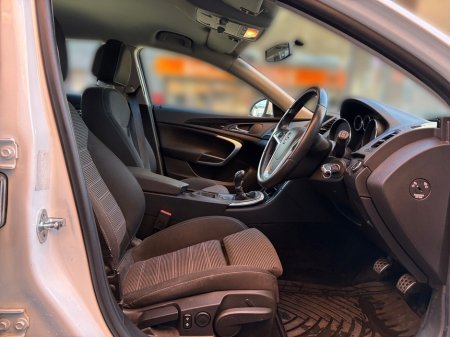 2010 Opel Insignia - thumbnail 7