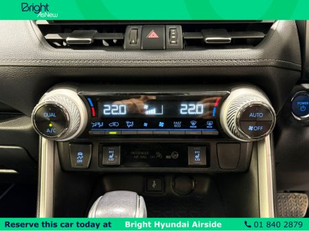 2022 Toyota Rav4 RAV4 HYBRID SOL 4DR AUTO €38,950 thumbnail