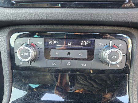 2017 Volkswagen Touareg V6 R-LINE-FULLY SERVICED WITH NEW TYRES €26,450 thumbnail