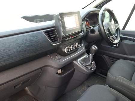 2022 Renault Trafic - thumbnail 5