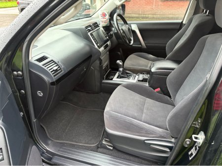 2022 Toyota Landcruiser 2.8 D4d SWB AUTO 2DR COMMERCIAL thumbnail