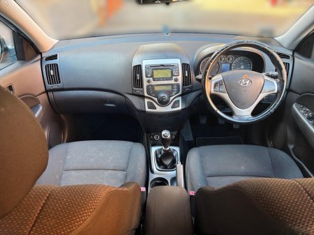 2011 Hyundai i30 - thumbnail 6