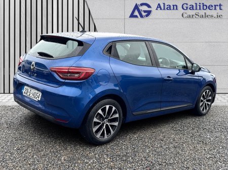 2023 Renault Clio EVOLUTION 1.0 TCE  €76 PW €15,995 thumbnail