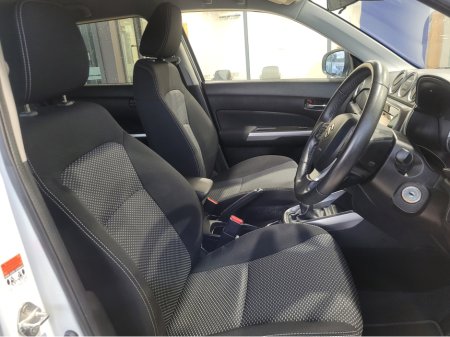 2021 Suzuki Vitara 1.4 BOOSTERJET HYBRID S SZ-T 5DR €19,950 thumbnail