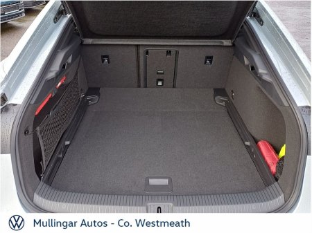 2025 Volkswagen ID.7 TOURER PRO PLUS €49,950 thumbnail