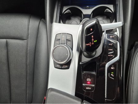 2022 BMW 5 Series 530E HYBRID 5SSE 4DR AUTO SE thumbnail