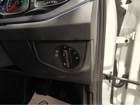 2018 Volkswagen Polo - thumbnail 15