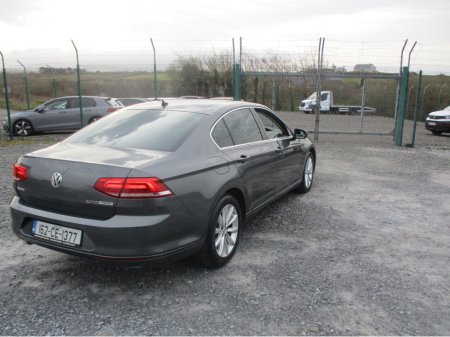 2016 Volkswagen Passat - thumbnail 12