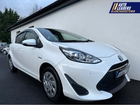 2019 Toyota Aqua 1.5 HYBRID 73 BHP €10,900 thumbnail