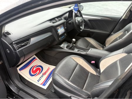 2016 Toyota Avensis 2.0 D-4D BUSINESS EDITION OVERMOUNT 143PS S/S 4 4DR €10,995 thumbnail