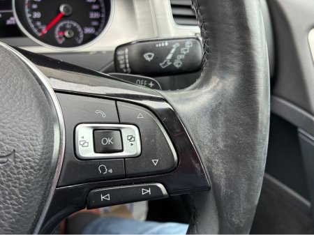 2015 Volkswagen Golf - thumbnail 18