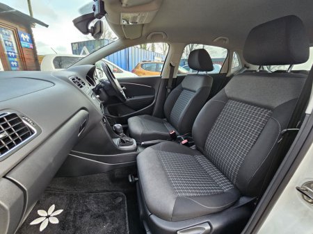 2016 Volkswagen Polo - thumbnail 19