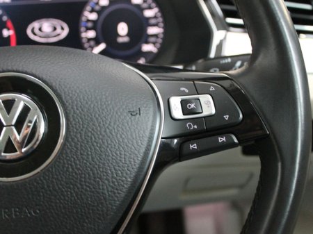 2018 Volkswagen Passat - thumbnail 24