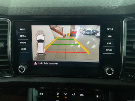 2019 Skoda Kodiaq 7S AMBITION 4X4 2.0 TDI 150HP €24,950 thumbnail