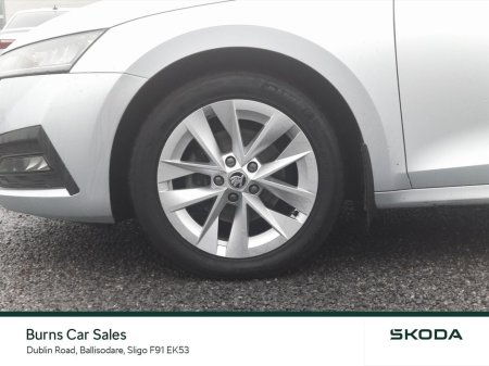 2021 Skoda Octavia - thumbnail 9