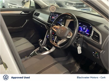 2022 Volkswagen T-Roc - thumbnail 4