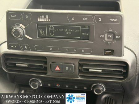 2020 Peugeot Partner - view 4