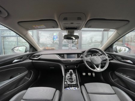 2020 Opel Insignia - thumbnail 10