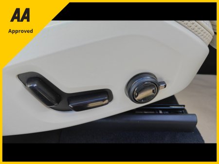 2019 Volvo XC90 - thumbnail 15