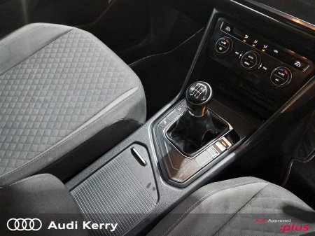 2018 Volkswagen Tiguan 2.0TDI 150BHP SE €22,900 thumbnail