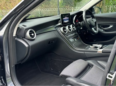 2015 Mercedes-Benz C Class C200 AVANTGARDE AUTO 4DR €11,950 thumbnail