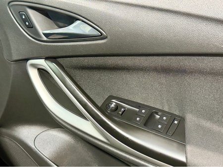2017 Opel Astra - thumbnail 11