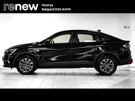 2024 Renault Arkana TCe 140 Auto Evolution €26,900 thumbnail