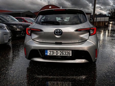 2023 Toyota Corolla - thumbnail 5