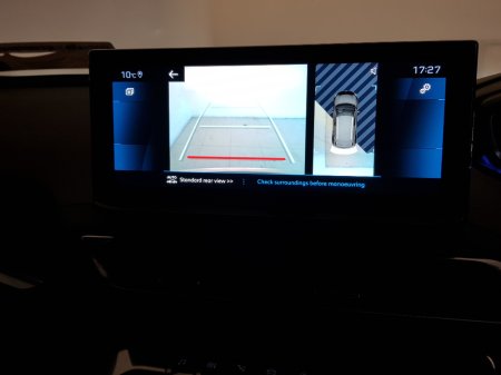 2023 Peugeot 3008 - thumbnail 10