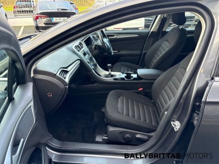 2015 Ford Mondeo 1.6TDCi 115PS Zetec thumbnail