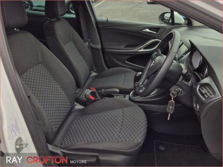 2019 Opel Astra - thumbnail 19