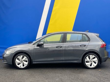 2022 Volkswagen Golf STYLE 1.5 TSI // APPLE CARPLAY/ANDROID AUTO // REVERSE CAMERA // 17