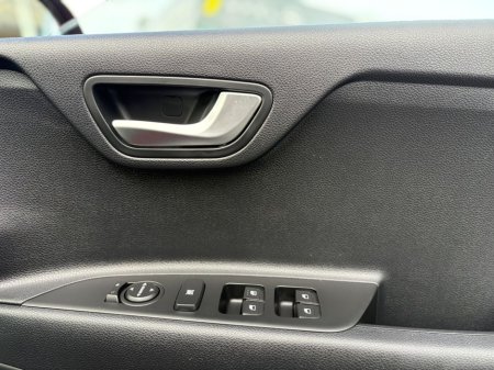 2023 Kia Stonic - thumbnail 9